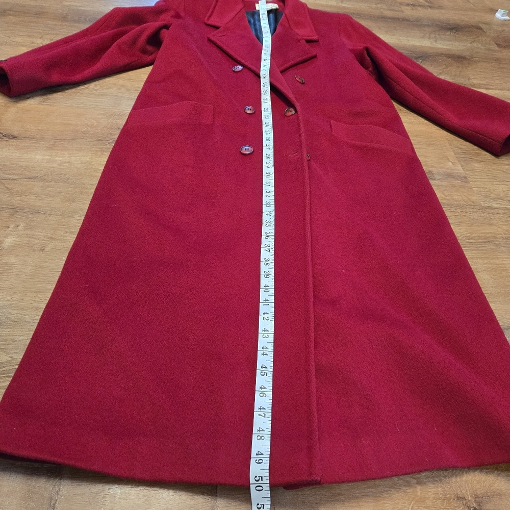 Elegant Red Women's Coat - Picture 10 of 12